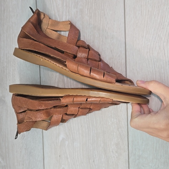 Born Women Brown Leather Woven Sandals Zip Back Sandals Shoes Sz 8M - Picture 10 of 13